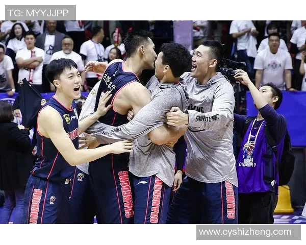 武汉篮球队包夹战术革新引领新潮流助力球队崛起与发展